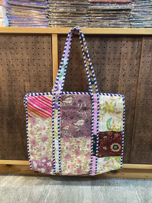 Patch tote bag